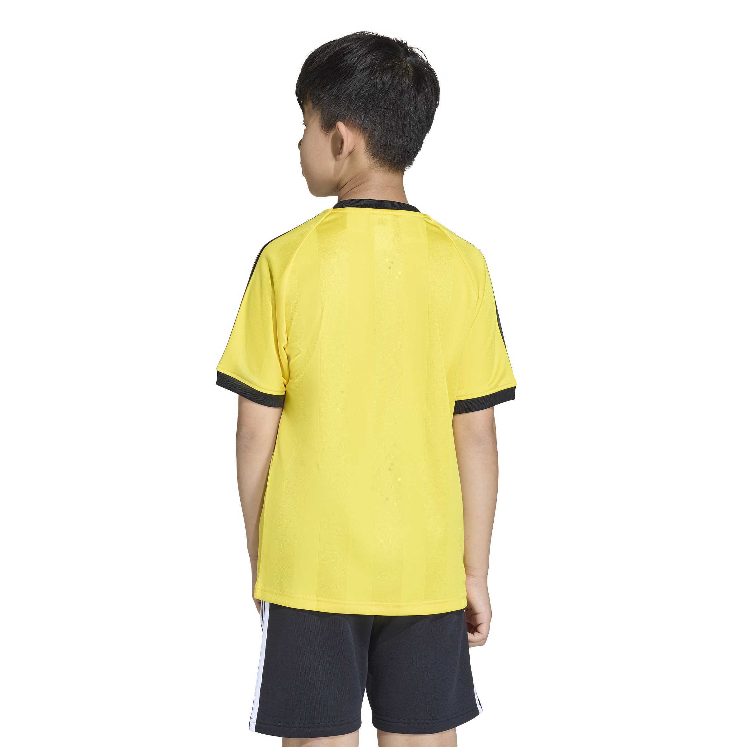 LO TEE image number null